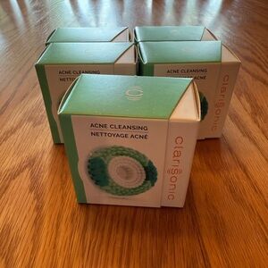 5 (SELLING SEPARATELY) Clarisonic Acne Cleansing Replacement Brush Heads